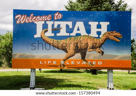 Welcome to Utah state sign at the border of Colorado near Dinosaur National Monument
