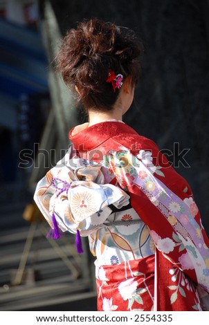japanese dresses traditional
