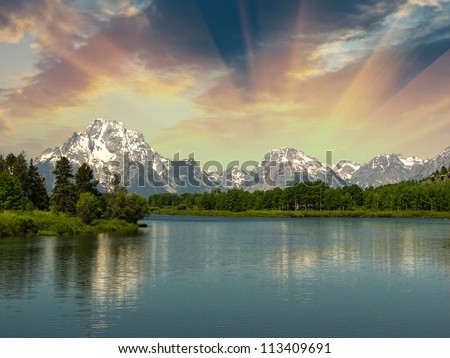 Lake and Mountains of United States - Wyoming