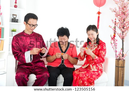 chinese new year family with good luck wishes