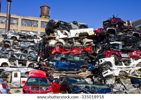 Indianapolis - Circa November 2015 - A Pile of Stacked Junk Cars - Discarded Junk Cars Piled Up After Crushing III
