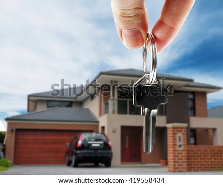 key in hand with real estate