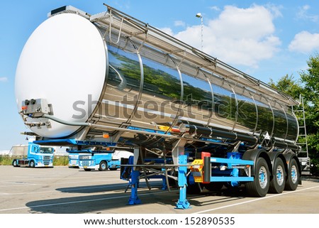 fuel tanker semi truck