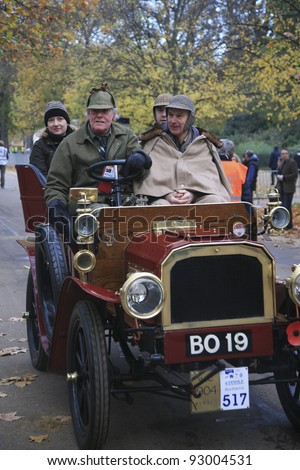 LONDON - NOVEMBER 07: London to Brighton Veteran Car Run participants, Humber, 1904,  leaving Hyde Park, the event starts at 7:00am in Hyde Park on November 07, 2010 in London, UK.