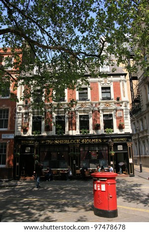 LONDON - MAY 25: Exterior of pub, for drinking and socializing, focal point of the community, on May 25, 2010, London, UK. Pub business, now about 53,500 pubs in the UK, has been declining every year