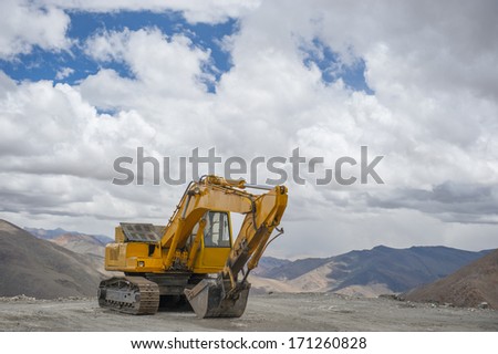 Excavator are work on highest mountain, Leh Ladakh