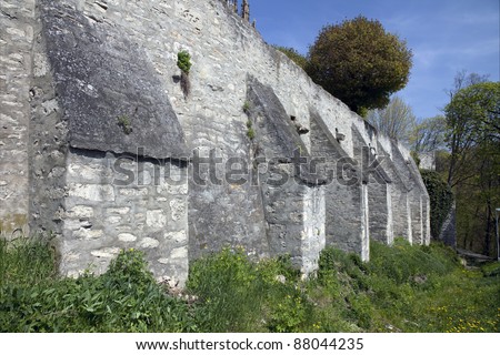 Kutna Hora, Gothic wall