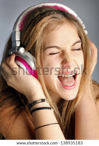 Beauty woman Listening Music and dancing