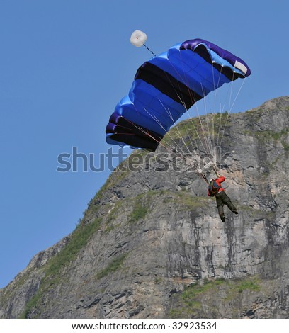 Base-jump in norway