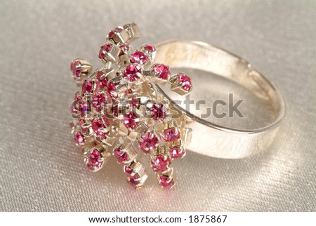 Bijouterie ring with lots of rubies