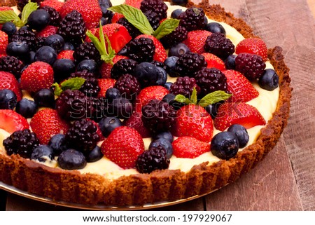 berry tart