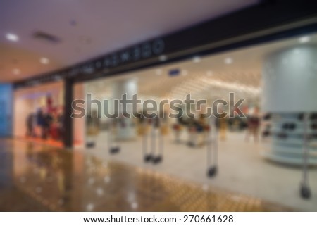 Hi end store blur background with bokeh