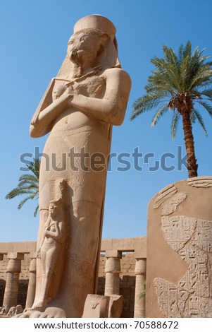 statue of ramses ii at the karnak temple, egypt