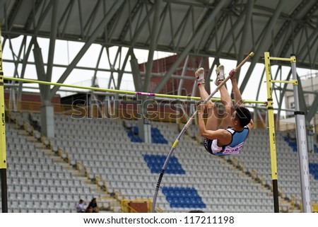 TAIPEI, TAIWAN - OCT 26: athlete in the all-Taiwan national track and field games in Taipei stadium on October 26, 2012 in Taipei, Taiwan