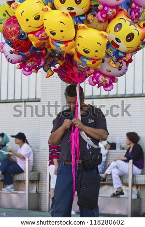 NEW TAIPEI CITY,TAIWAN -November 3,2012:balloon vendor in LuZhou elementary School for celebrating the Taiwanese Traditional Art Festival  on  November 3,2012 in New Taipei City,Taiwan .