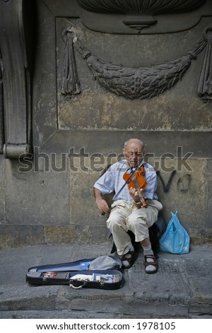 Street musician - Florence - Italy.