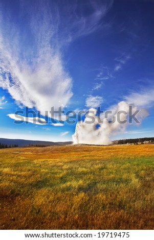 The most well-known of the world geyser in Yellowstone national park - Old Faithful.