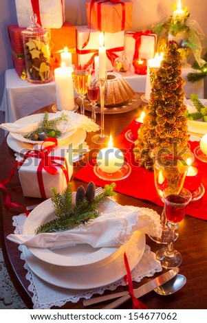 Special Christmas setting table