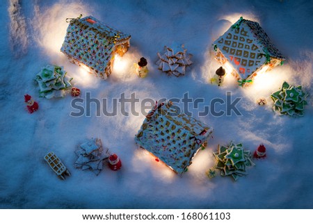 [Obrazek: stock-photo-christmas-eve-in-the-gingerb...061103.jpg]