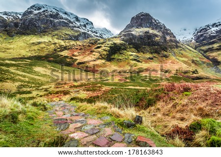 [Obrazek: stock-photo-glencoe-in-winter-highland-s...163843.jpg]