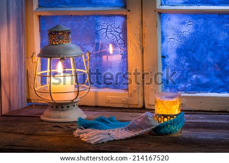 [Obrazek: stock-photo-winter-evening-only-with-hot...167520.jpg]