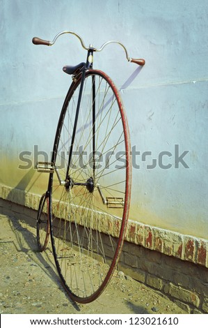 Penny farthing ,high wheel,bicycle,retro,vertical