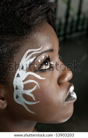 pictures of gothic makeup. painting and gothic makeup