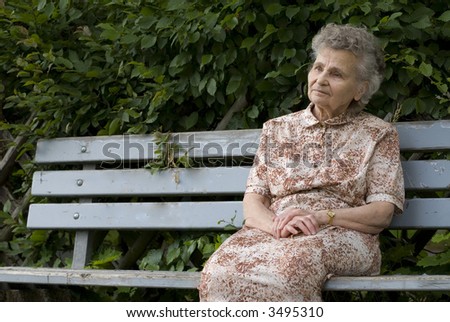 Si do te duket nje anetare ne dite pleqerie - Faqe 7 Stock-photo-elderly-woman-3495310