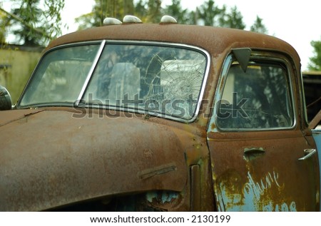 Vintage truck w/ cracked windshield
