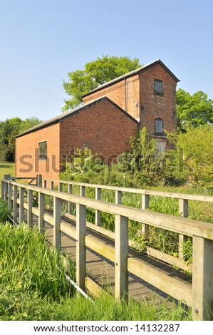 old mill and pumping station at earlswood lakes