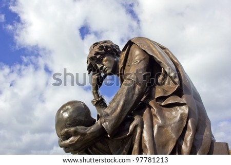Statue of Hamlet William Shakespeares characer