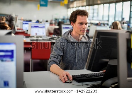 student in the computer classroom