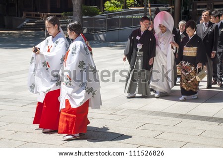 TOKYO,JAPAN-JULY 10:Celebration of a typical wedding in Japan on July 10,2011 in Tokyo, Japan.The date that most weddings are held in November is the month because the 11 is a lucky number.