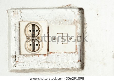 Old socket and switch detail.