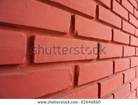 Red brick walls. Often seen in the general construction houses.