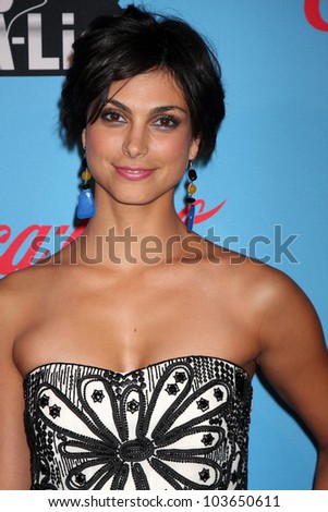 LOS ANGELES - MAR 15:  Morena Baccarin arrives at the 