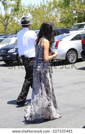 CALABASAS  - MAY 27: Selena Gomez seemed upset at the Commons shopping center shortly after Justin Bieber had a run in with a photographer on May 27, 2012 in Calabasas, California