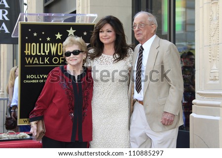 LOS ANGELES - AUG 22: Valerie Bertinelli, her parents at a ceremony where Valerie Bertinelli is honored with a star on the Hollywood Walk of Fame on August 22, 2012 in Los Angeles, California