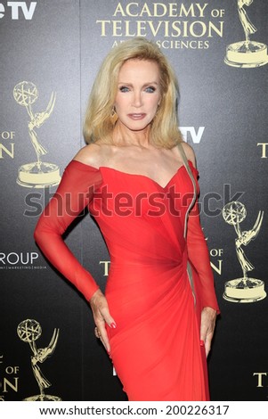 BEVERLY HILLS - JUN 22: Donna Mills at The 41st Annual Daytime Emmy Awards at The Beverly Hilton Hotel on June 22, 2014 in Beverly Hills, California