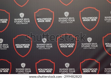 BURBANK - JUL 14: Logo, Hollywood Studio Tour at the Warner Bros. Studio Tour Hollywood Expansion Official Unveiling, Stage 48: Script To Screen at WB Studios on July 14, 2015 in Burbank, CA