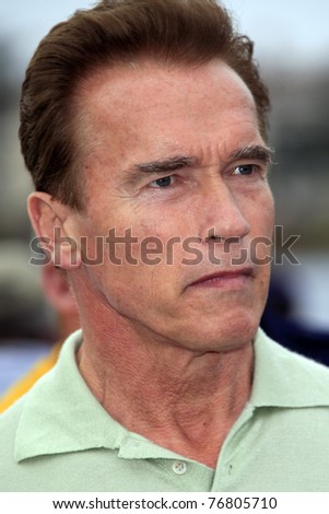 MALIBU - NOV 25: Governor Arnold Schwarzenegger arrives at a fire inspection in Malibu, CA on November 25, 2007.