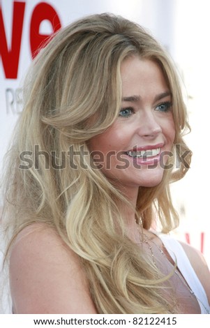LOS ANGELES - JUL 19: Denise Richards at the Much Love Animal Rescue fundraiser 'Bow Wow Wow' at the Playboy Mansion on July 19, 2008 in Los Angeles, California