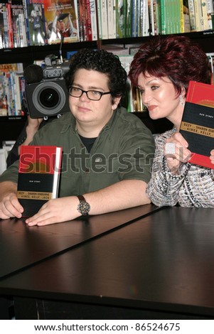 LOS ANGELES - FEB 19: Jack Osbourne, Sharon Osbourne at a book signing for \'Ordinary People: Our Story\' at Barnes and Noble at the Grove on February 19, 2004 in Los Angeles, California.