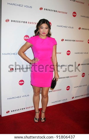 LOS ANGELES - NOV 7:  Jenna Ushkowitz arrives at the 3rd Annual Give & Get Fete at The London West Hollywood on November 7, 2011 in West Hollywood, CA