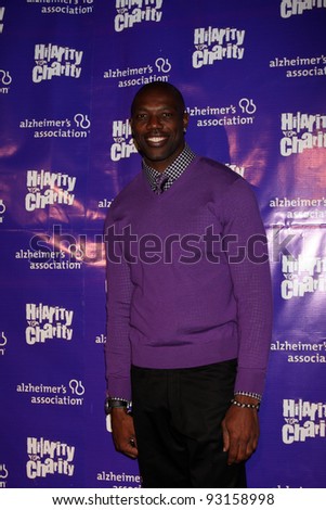 LOS ANGELES - JAN 13:  Terrell Owens arrives at  the 