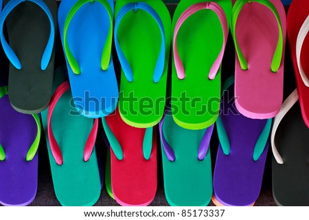many sandal have many color