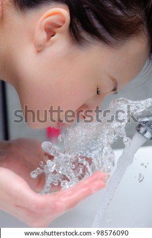 wash face