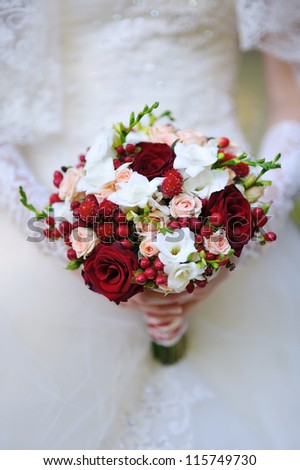 Red and white wedding flowers