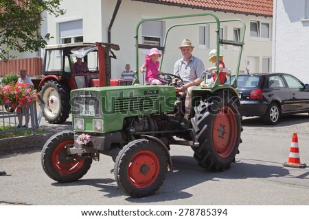 OBERDIGISHEIM, GERMANY - JULY 28: vintage tractors and agricultural machines at Oberdigisheim , July 28, 2013 in Oberdigisheim, Germany