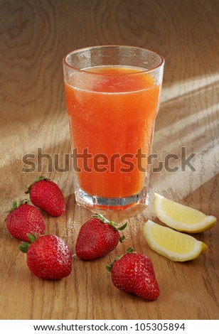 lemonade with strawberry